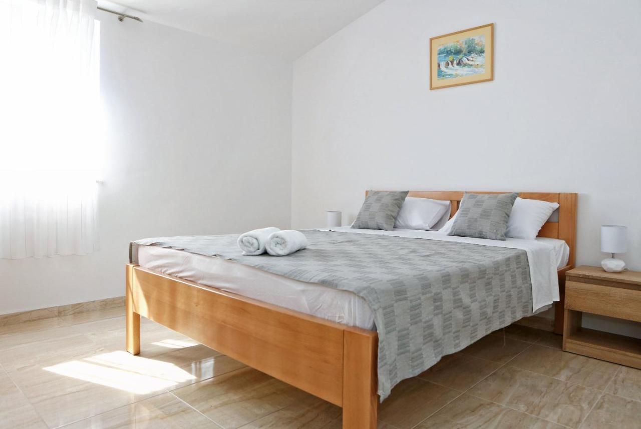 Apartmani Cili Miletici Kültér fotó